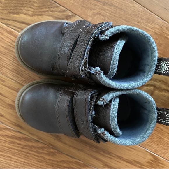 Carter’s Toddler Boots Size 5C - Picture 6 of 8